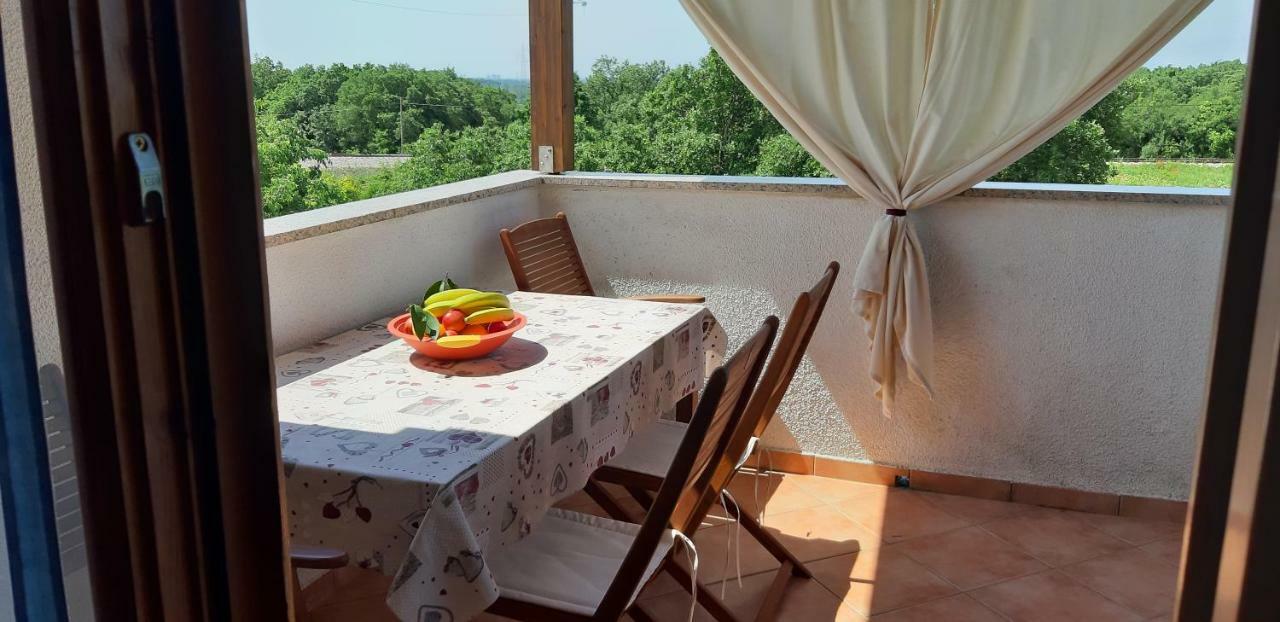 Apartments Demori Galizana Экстерьер фото